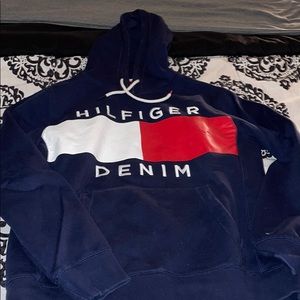 TH hoodie